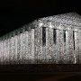 1.	The Parthenon of Books, œuvre monumentale  de Marta Minujin réalisée à l’aide de livres censurés à la Documenta de Kassel, 2017 ©Archives Marta Minujin